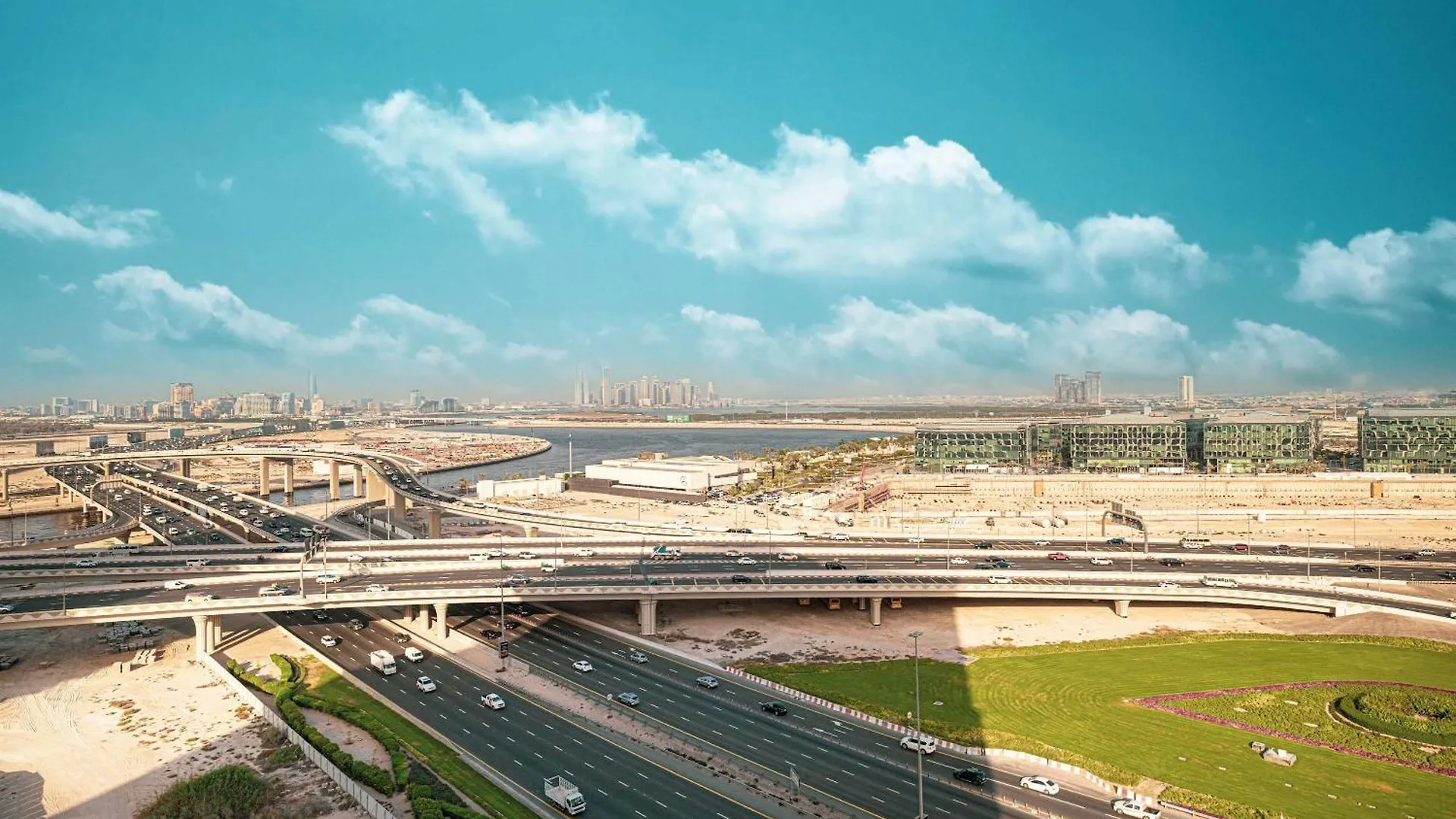 Urban 1Br City View In The Bay Business Bay Dubai