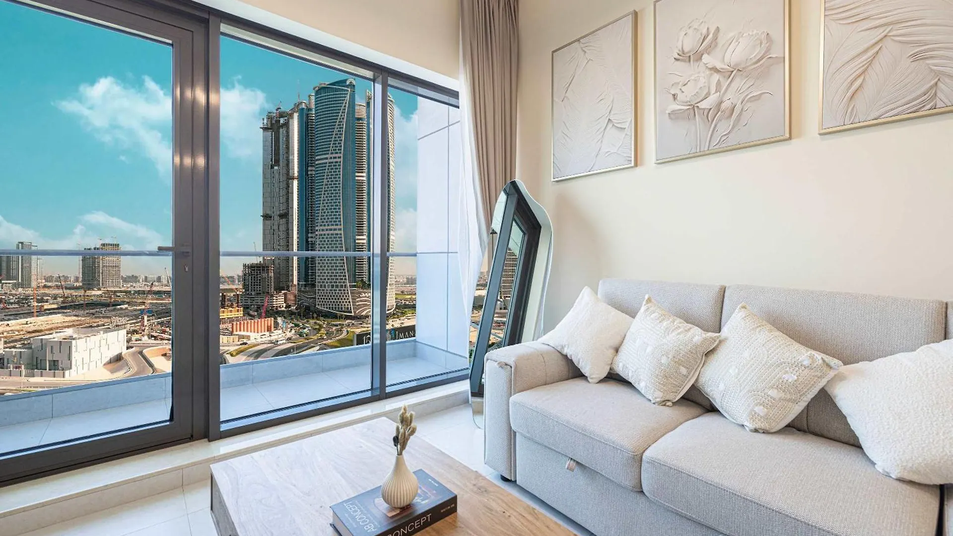 Urban 1Br City View In The Bay Business Bay Dubai United Arab Emirates