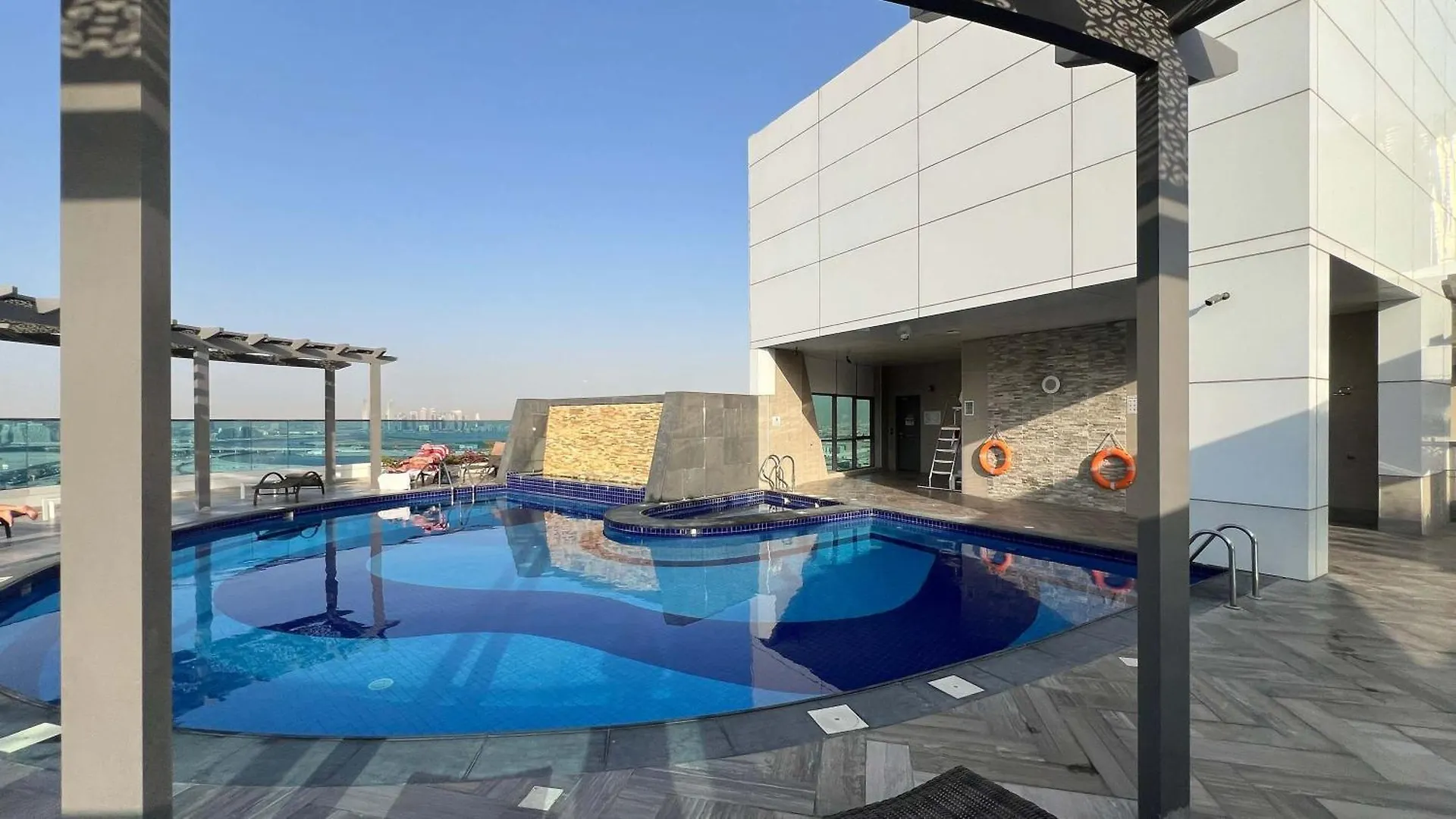 Urban 1Br City View In The Bay Business Bay Dubai Apartment